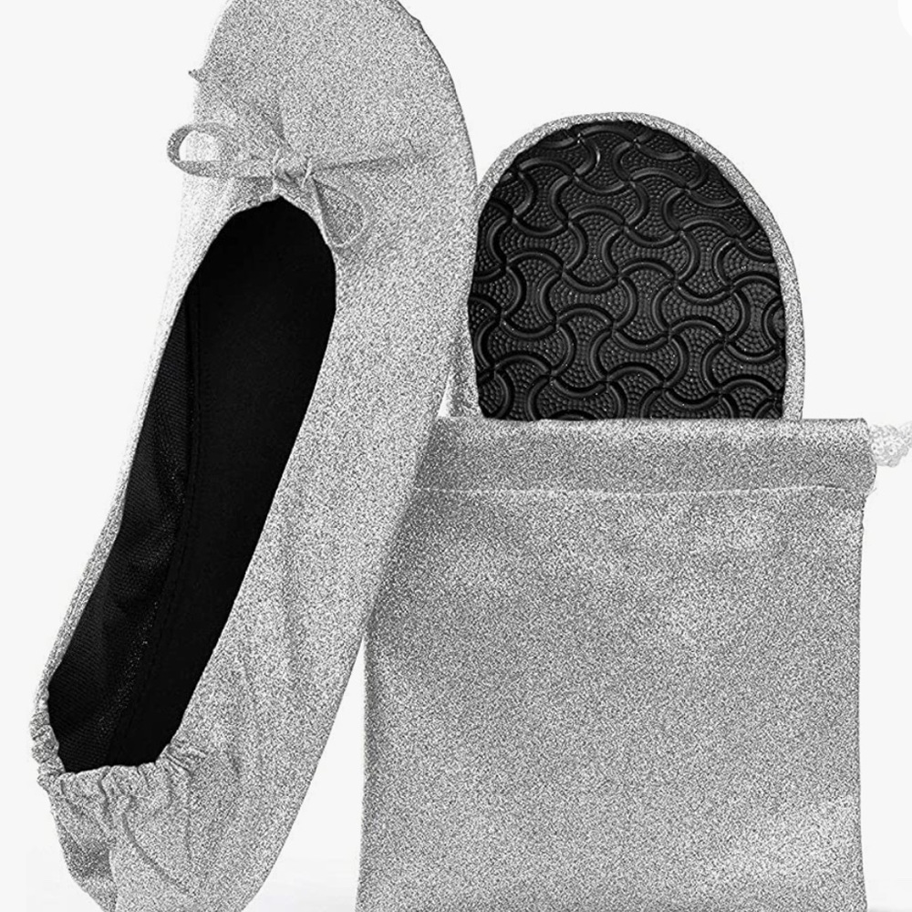 Silky toes flats in silver glitter